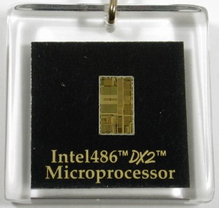 1989-Intel+486%E2%84%A2+DX+CPU+Microprocessor